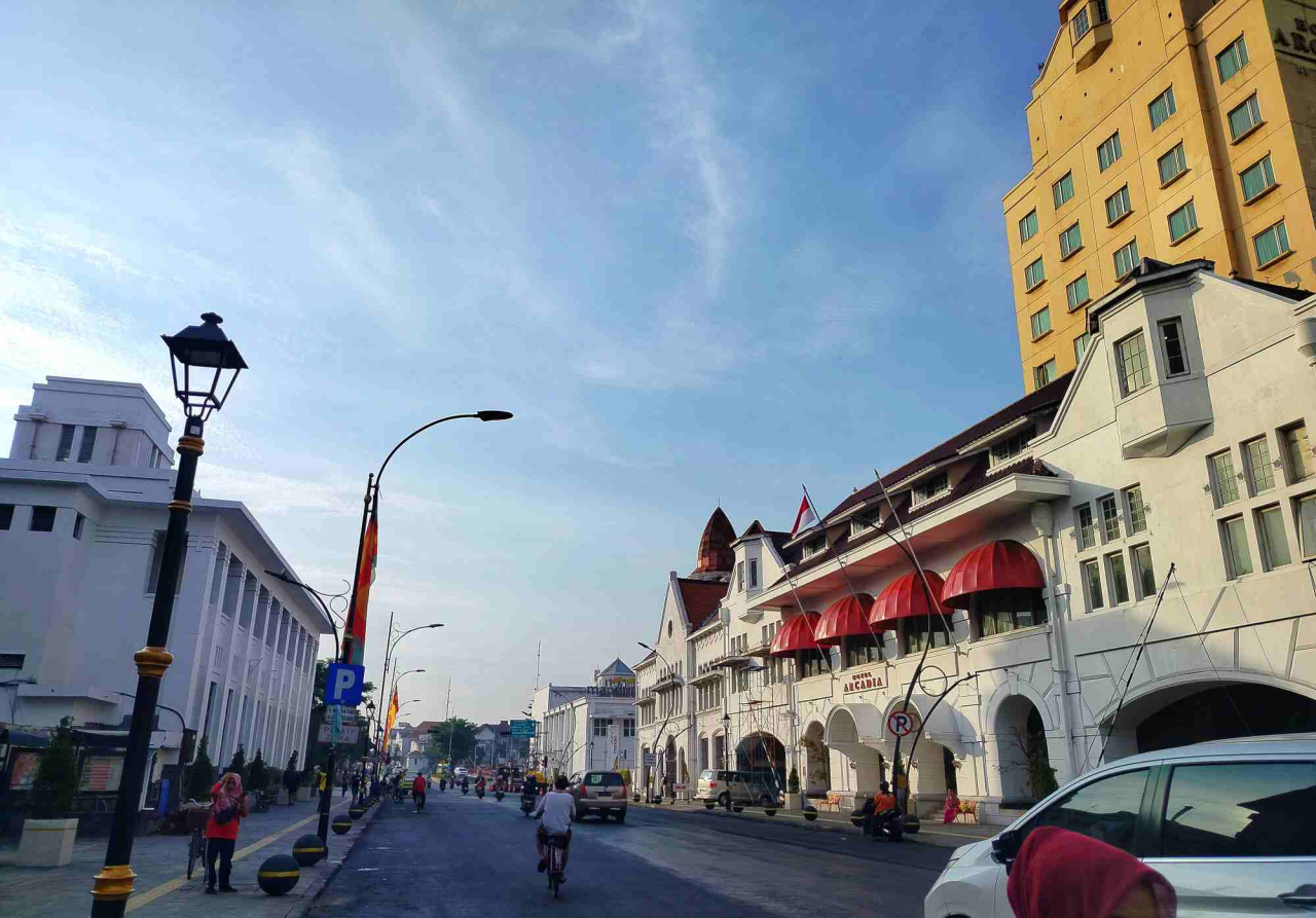 Kota Lama Surabaya yang terbagi tiga kawasan Pecinan, Arab, dan Eropa baru saja selesai direvitalisasi. SP/SURA
