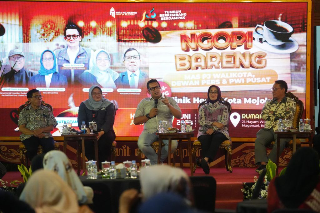 Ngopi Bareng bersama Dewan Pers dan PWI Pusat serta Launching Klinik Hoaks dalam rangka Hari Jadi ke-106 Kota Mojokerto