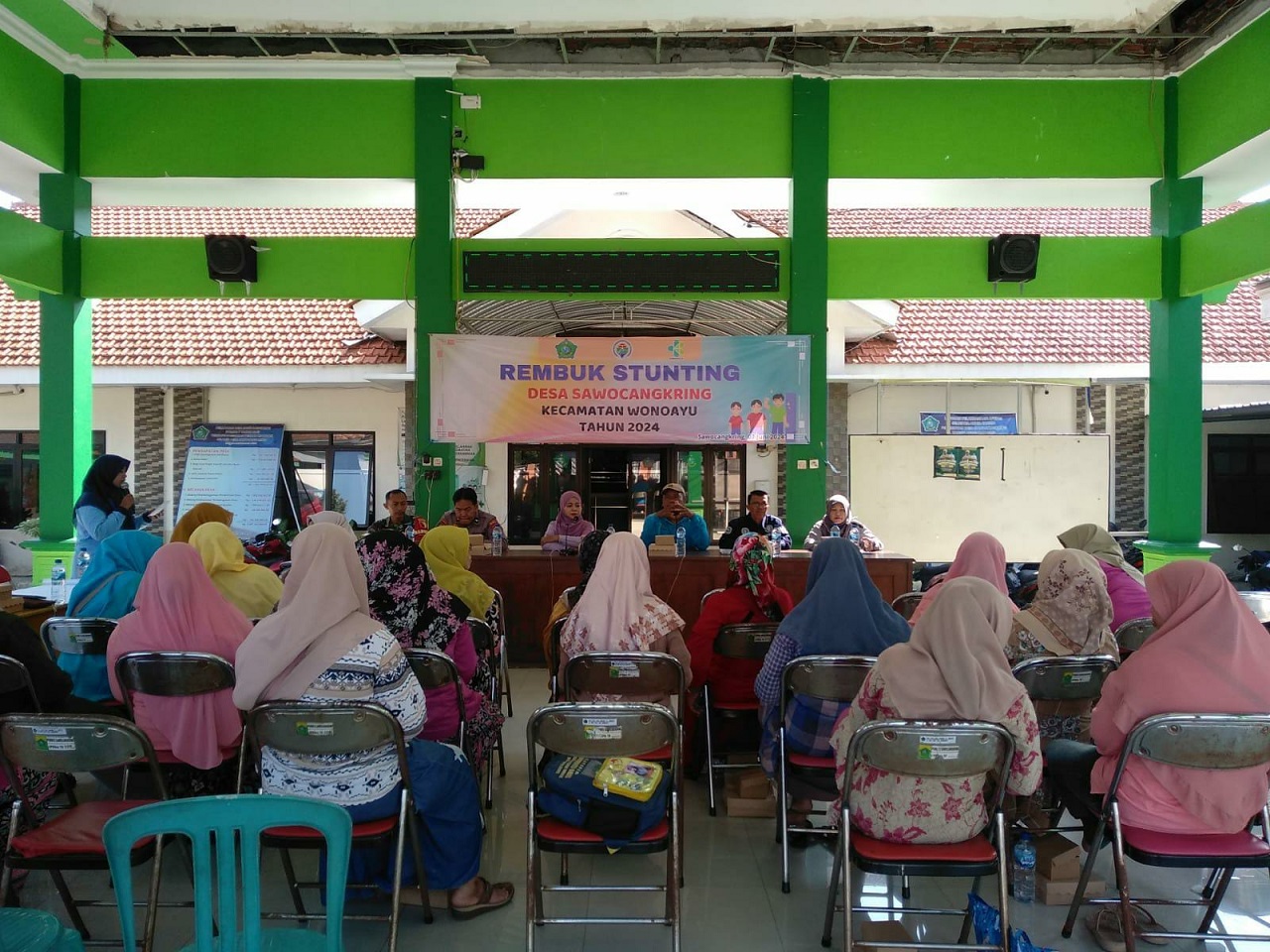 Pelaksanaan Musdes Stunting di pendopo kantor Desa Sawocangkring. SP/JUM