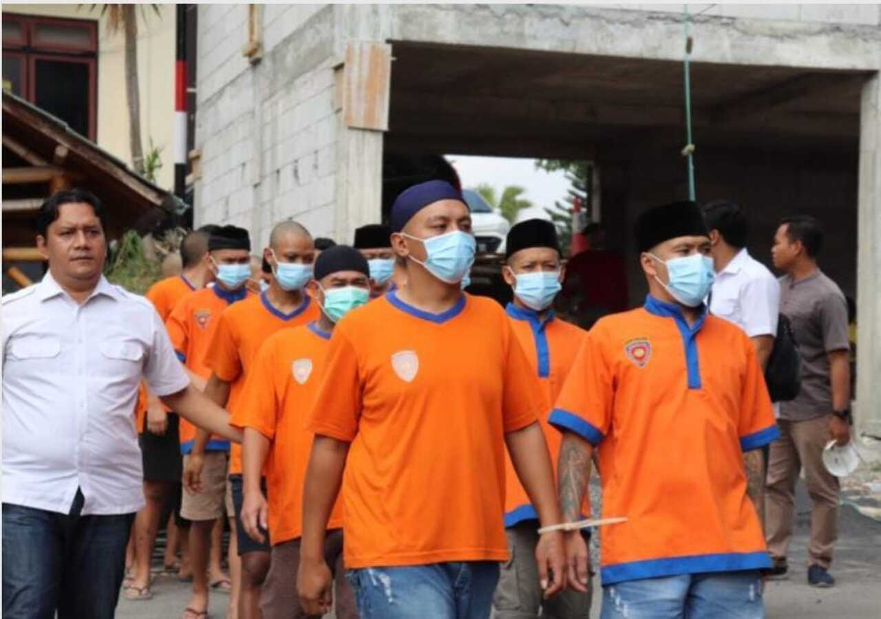 16 orang tersangka peredaran gelap dan penyalahgunaan narkoba di wilayah hukum Polres Batu berhasil di amankan. SP/ HIKMAH