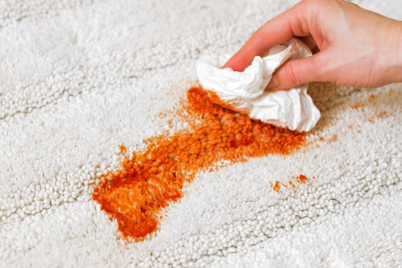 Ada cara untuk menghilangkan noda kunyit di karpet.SP/JAKA