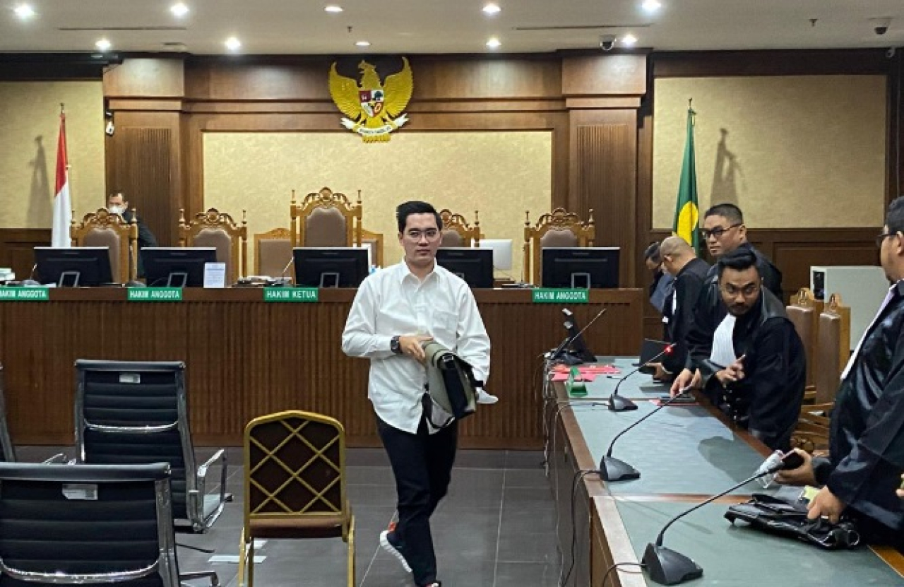 Dadan Tri Yudianto saat menjalani sidang di Pengadilan Tipikor Jakarta. Dalam putusan tingkat pertama, Dadan dihukum 5 tahun, namun di tingkat banding PT, hukuman Dadan diperberat menjadi 9 Tahun.