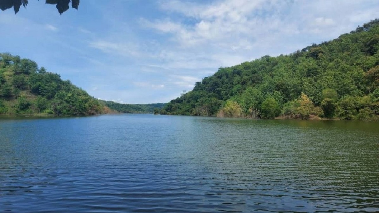 Keindahan destinasi wisata Telaga Sarean yang berada di Mlokolegi, Temon, Kecamatan Sawoo, Kabupaten Ponorogo. SP/ PNG