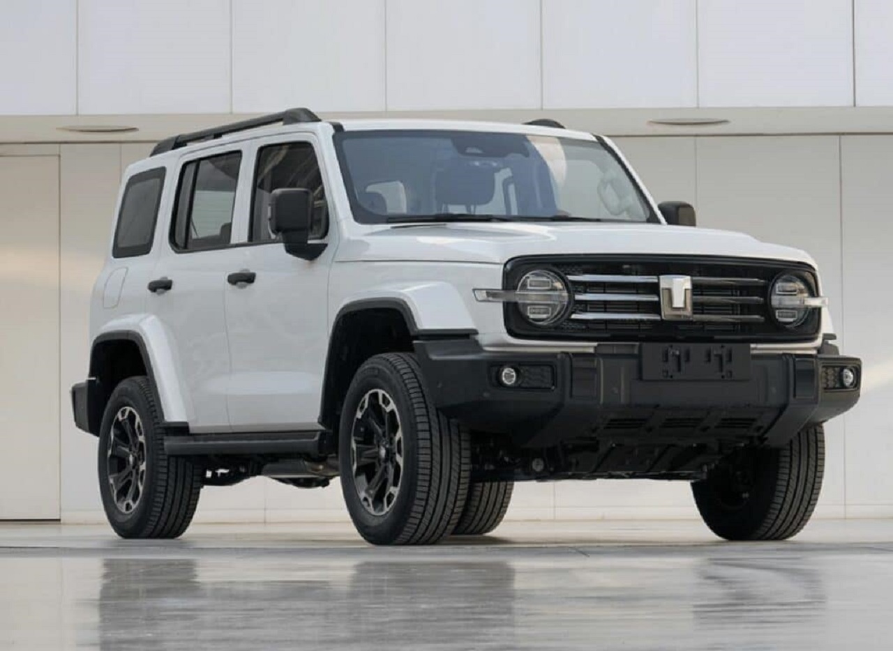 GWM Tank 300. SP/ JKT