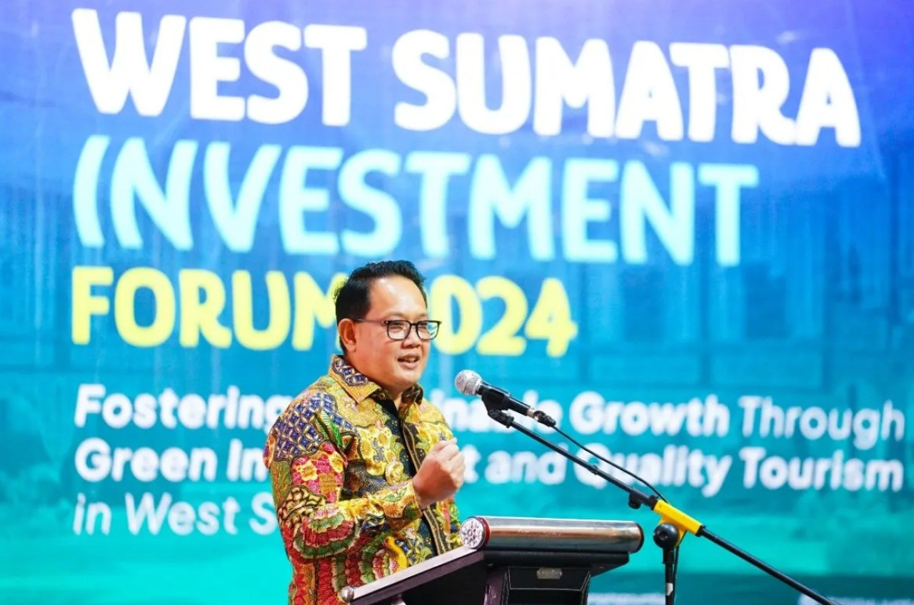 Pj Gubernur Jawa Timur Adhy Karyono berharap adanya kegiatan West Sumatera Investment Forum 2024 di Surabaya, Rabu (17/07). SP/JATI