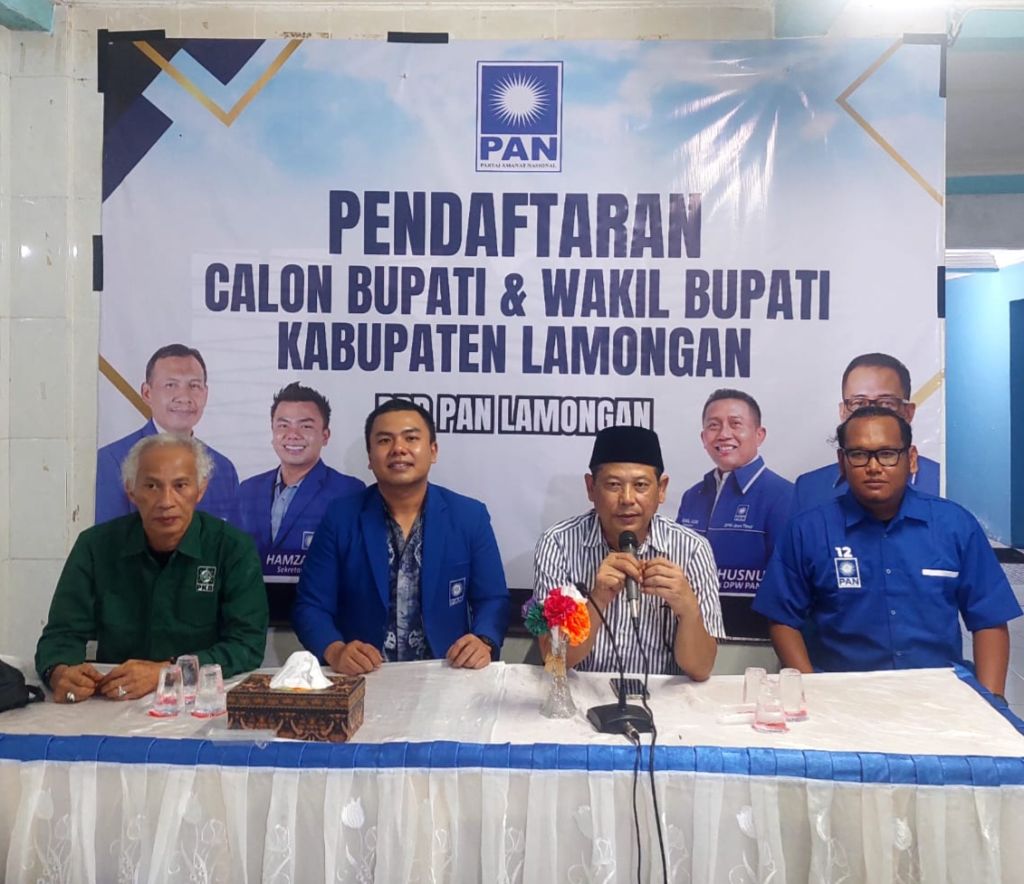 Kaji Ghofur saat mendaftar sebagai calon bupati Lamongan ke kantor DPD PAN Kabupaten Lamongan beberapa bulan yang lalu. FOTO:SP/MUHAJIRIN