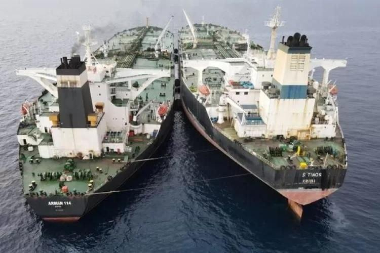 Kapal super tengker MT Arman 114 yang menjadi barang sitaan Kejari Batam, terkait kasus pembuangan limbah.