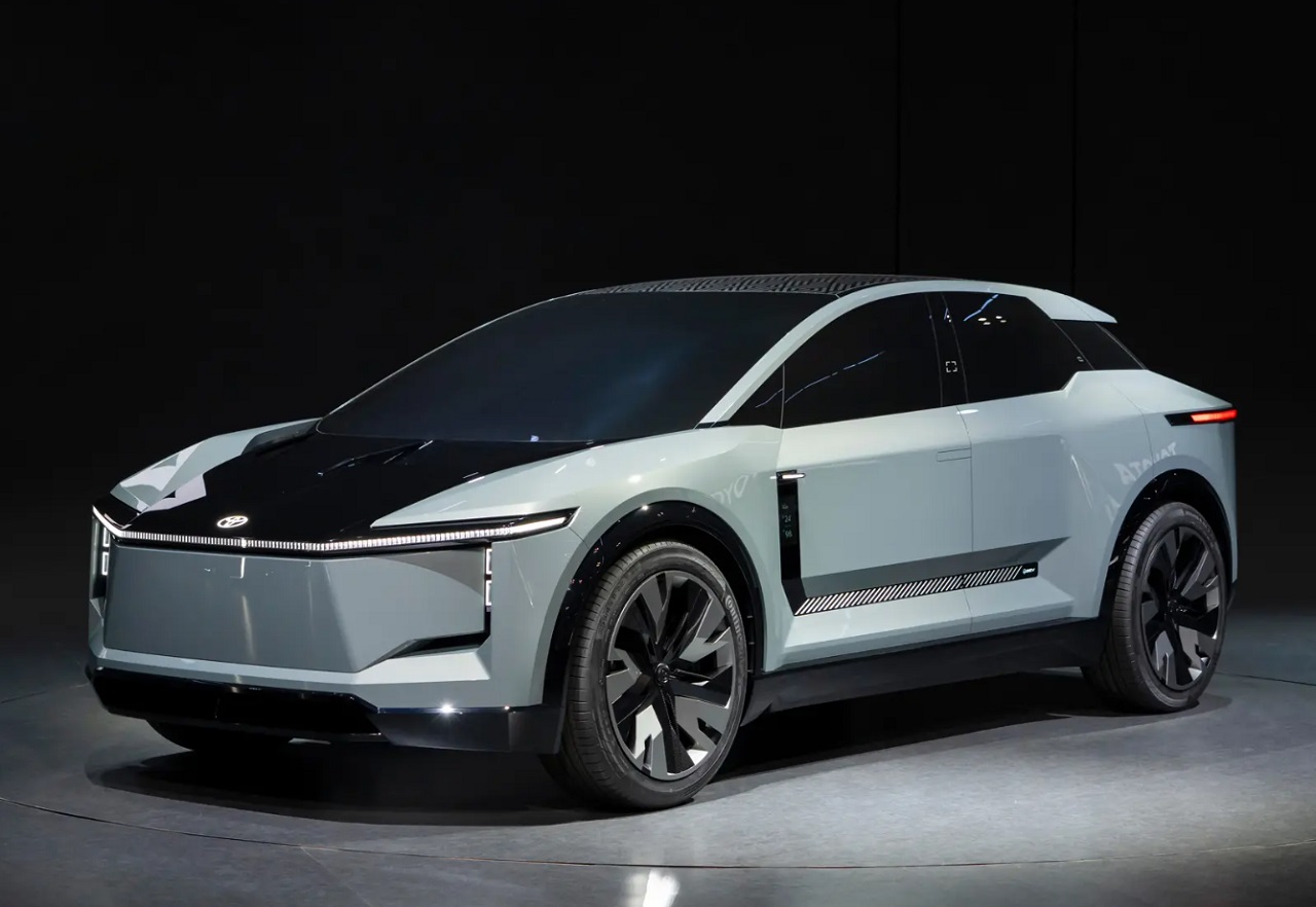 PT Toyota-Astra Motor (TAM) memperkenalkan concept car BEV (Battery Electric Vehicle) Toyota FT-3e. SP/ JKT