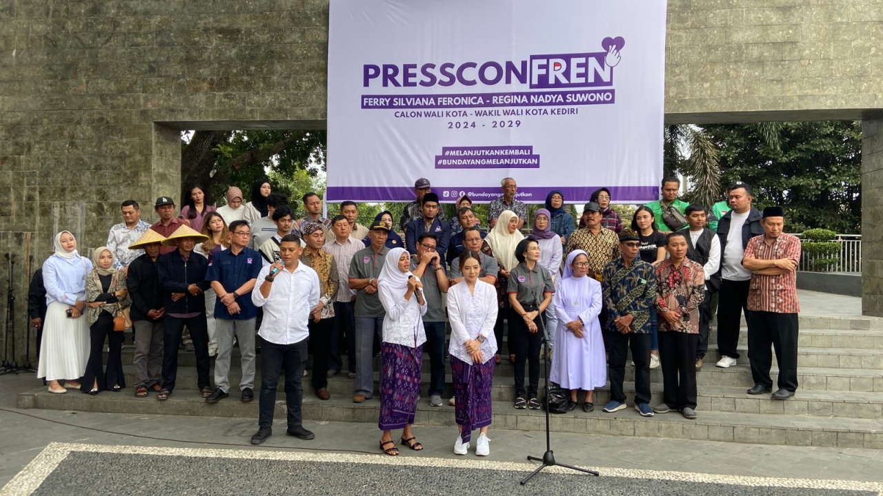 Acara Deklarasi Fe - Regina di Taman Memorial Park yang juga dihadiri Ketua Forum RT/RW Kota Kediri