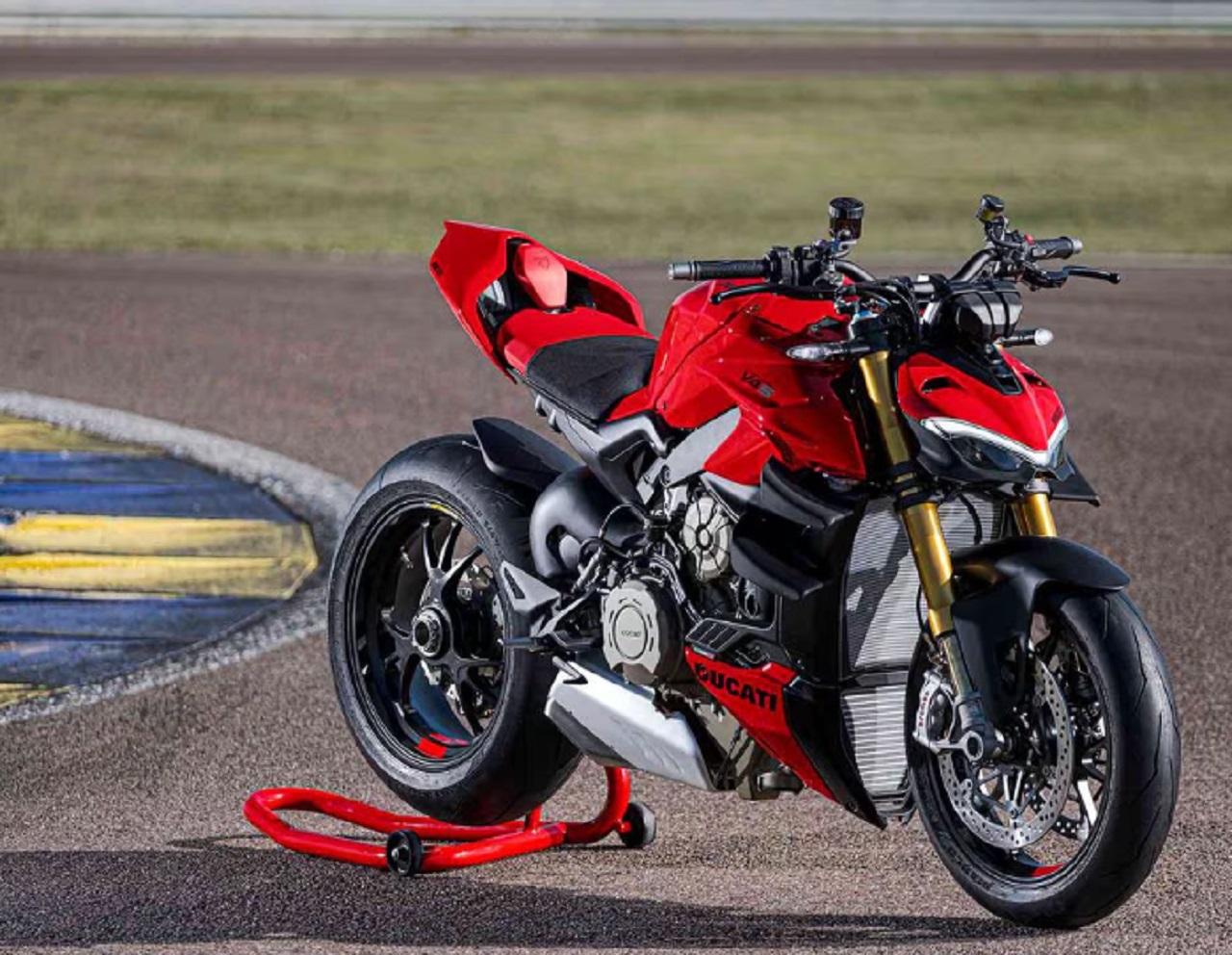 Ducati Streetfighter V4. SP/ JKT