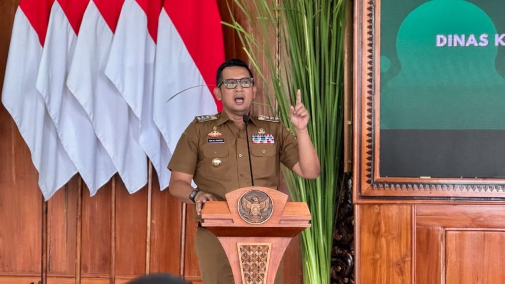 Pj Wali Kota Ali Kuncoro saatembuka workshop dam rakor PLUT se Provinsi Jawa Timur