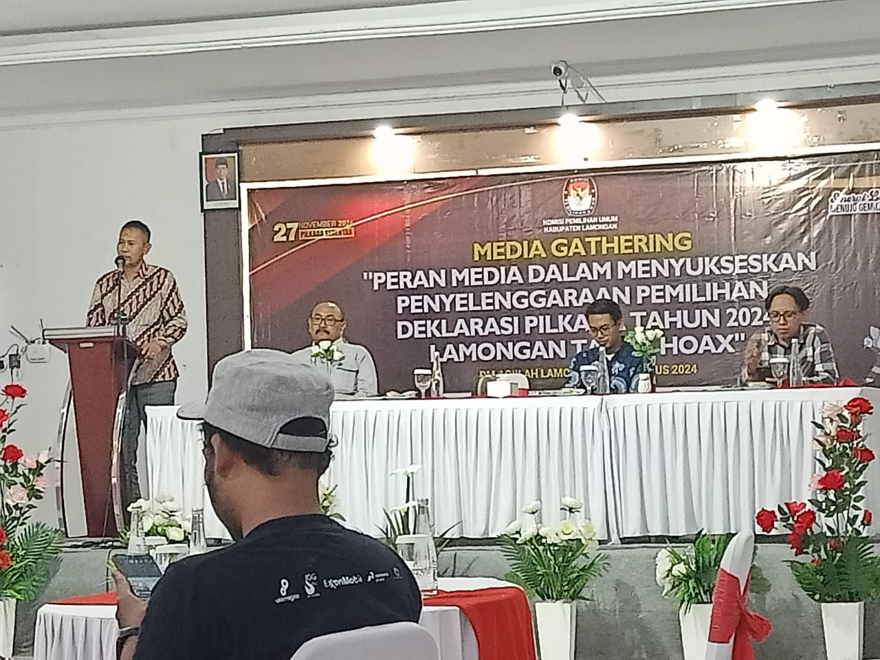 Komisioner KPU Erfansyah Syahrir saat membuka media Gathering. SP/ MUHAJIRIN