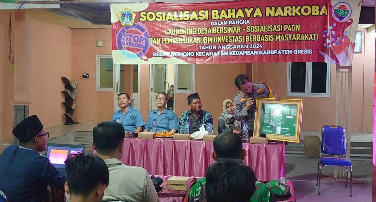 Suasana kegiatan sosialisasi 'Gresik Bersih Narkoba' yang digelar di Balai Desa Katimoho, Kecamatan Kedamean, Gresik. SP/M Aidid