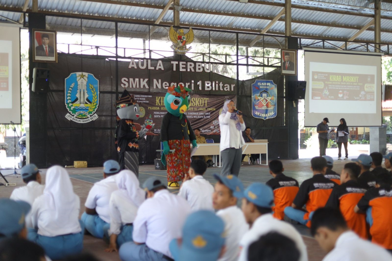 KPU Kota Blitar saat mensosialisasikan pilkada serentak. SP/Lestariono