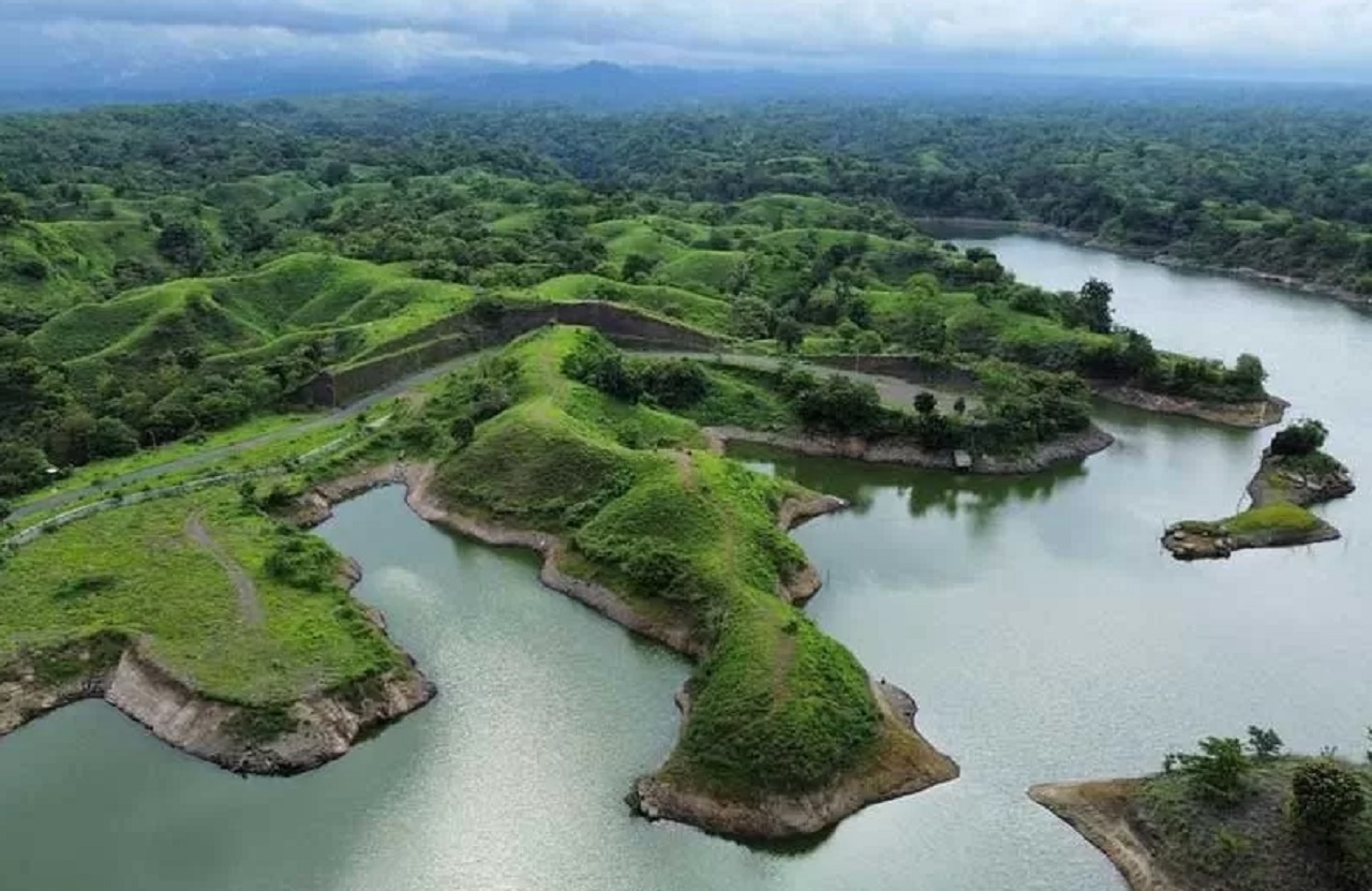 Objek wisata, Waduk Bajulmati, Banyuwangi, Jawa Timur. SP/ BYW