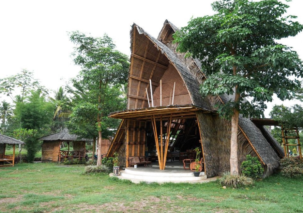 Salah satu taman bambu yang menarik untuk dijadikan spot foto di Desa Wringin Putih, Banyuwangi. SP/ BYW
