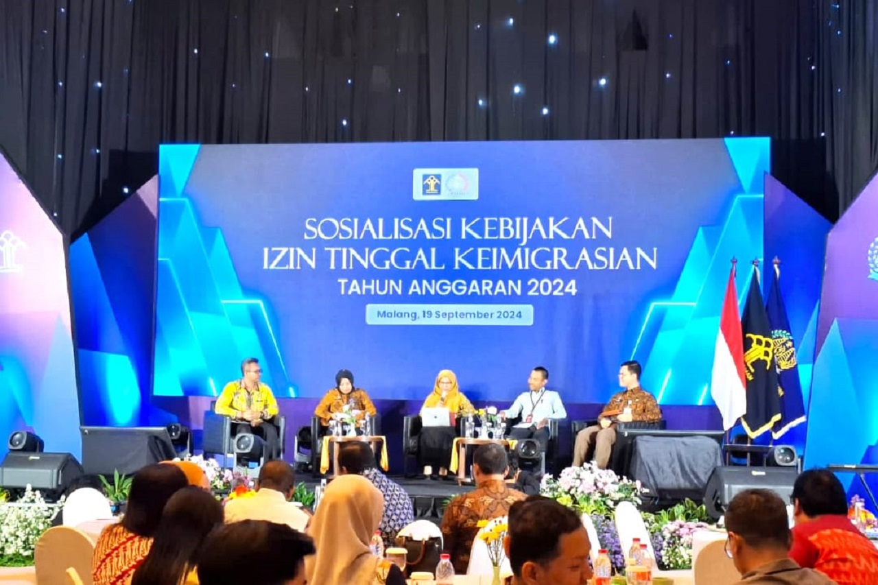 Susasana panel discussion bertajuk "Geliat Energi Terbarukan dalam Mencapai Target Net Zero Emission" pada Detikcom Leaders Forum di Jakarta, Selasa (17/9/2024). Foto/Humas PLN
