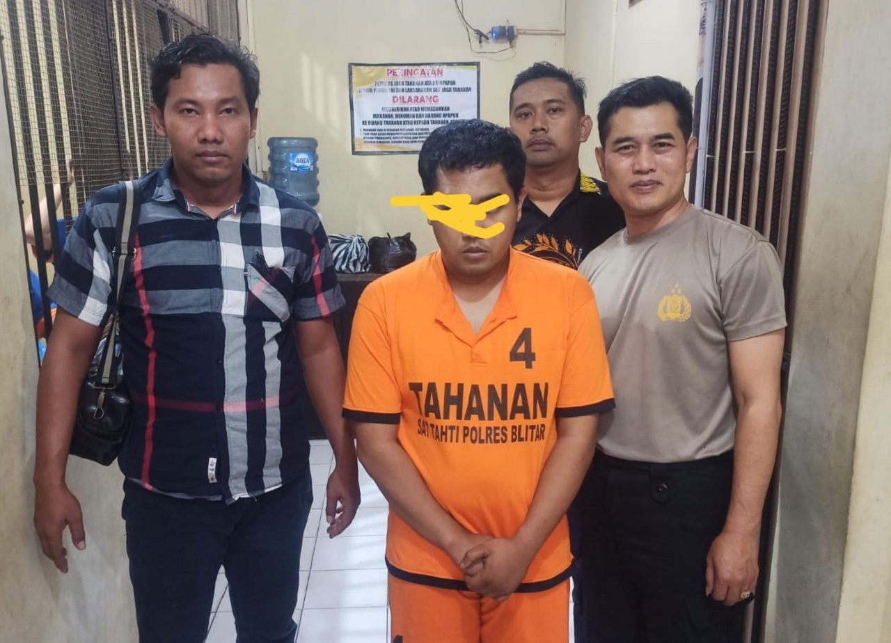 Polres Blitar saat mengamankan pelaku curas yang berhasil ditangkap dalam waktu 2 hari. SP/ Lestariono