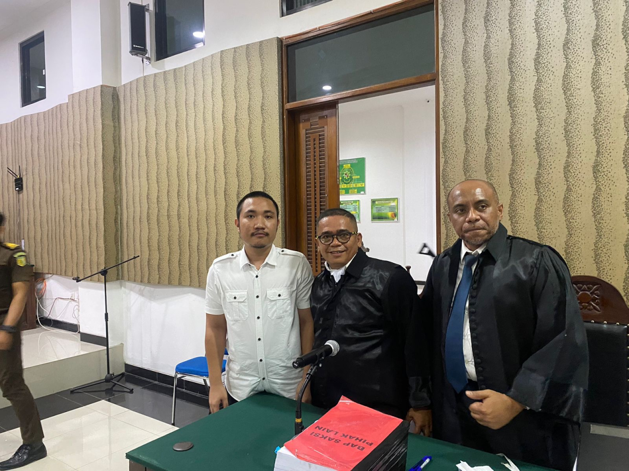 Chrisma bersama Kuasa Hukum Justin Malau SH. MH. Mkn