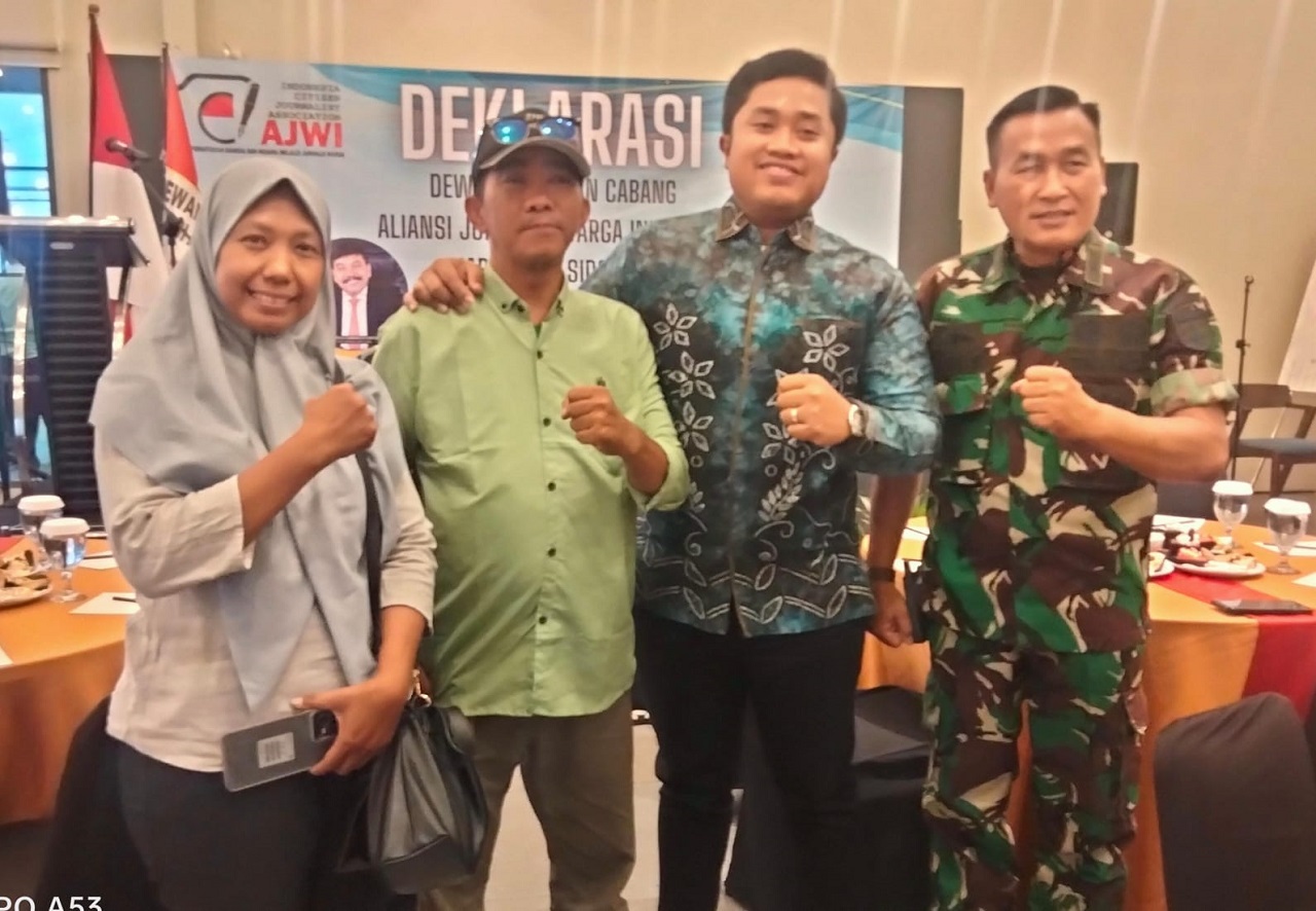 Jahlul bersama Danramil Jabon Kapt.Inf.Adi Sarwono. SP/ HDK