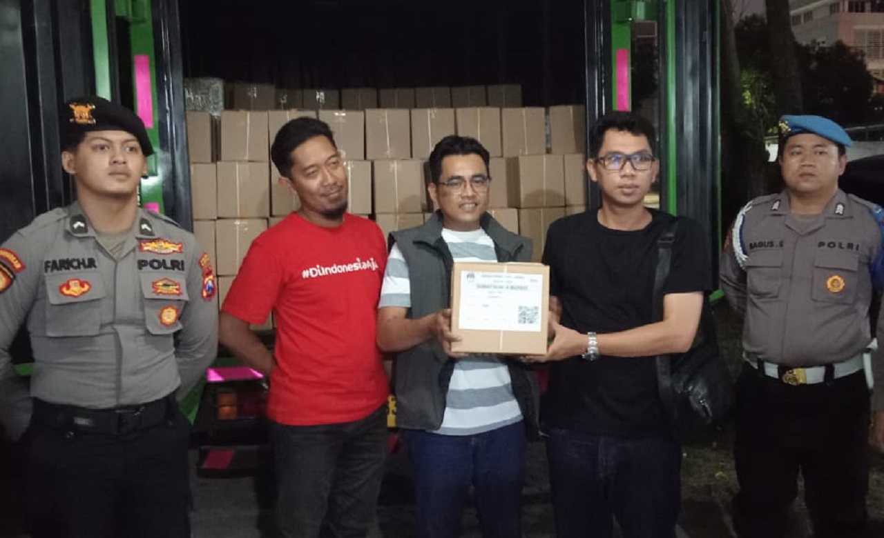 KPU Kabupaten Sidoarjo memastikan kebutuhan logistik berupa kertas surat suara untuk pemilihan Bupati-Wakil Bupati Sidoarjo. SP/ HIKMAH