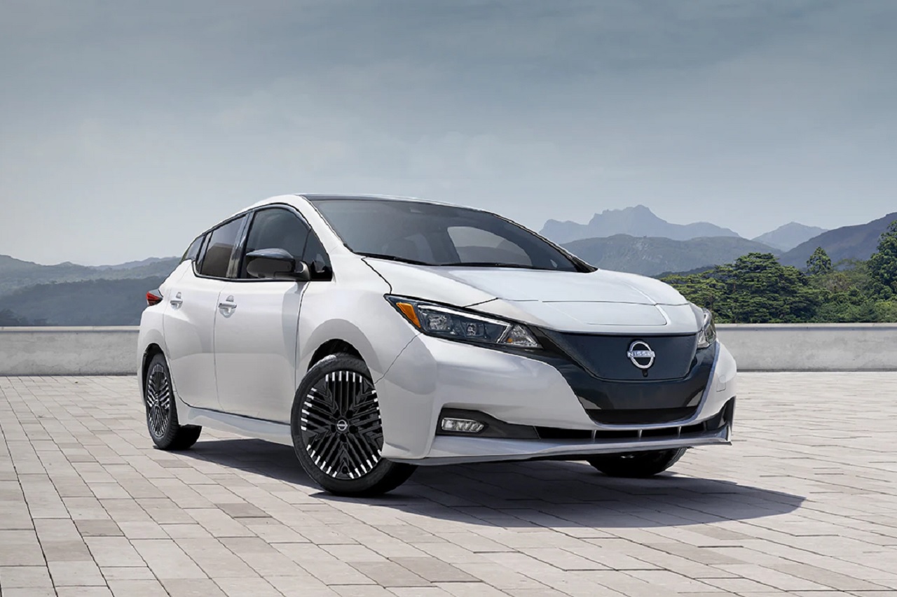 Nissan Leaf. SP/ JKT