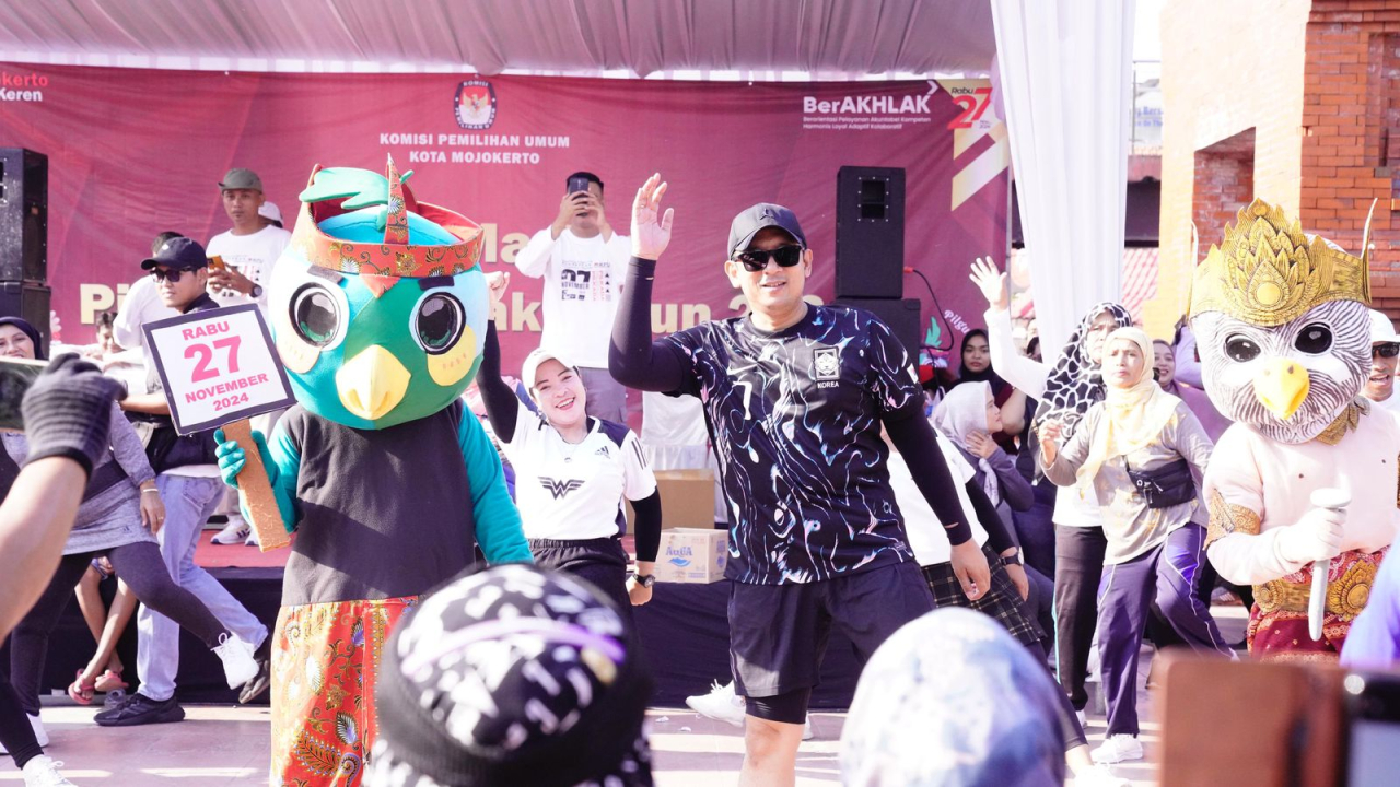 Pj Wali Kota Mojokerto Moh Ali Kuncoro saat menyambut peserta kiran maskot pilkada serentak 2024. SP/Dwy AS