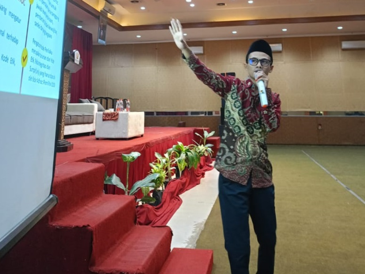 Narsulin saat memberikan arahan. SP/Lestariono