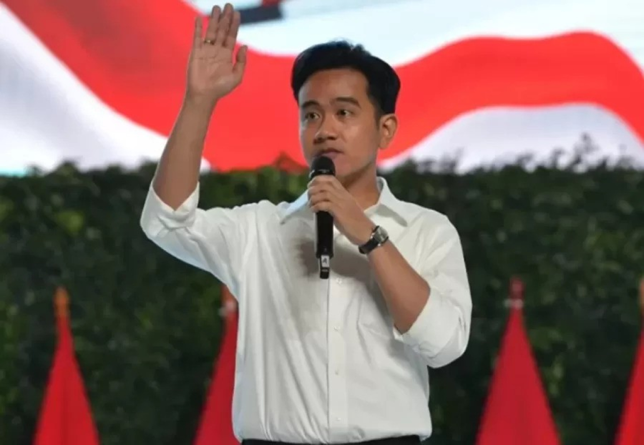 Wapres Gibran, Mulai Bandingkan Nadiem dengan Mu'ti