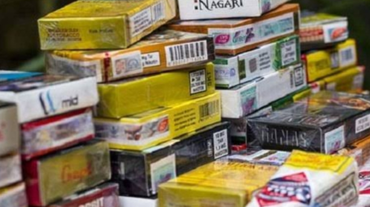 Ilustrasi rokok ilegal.