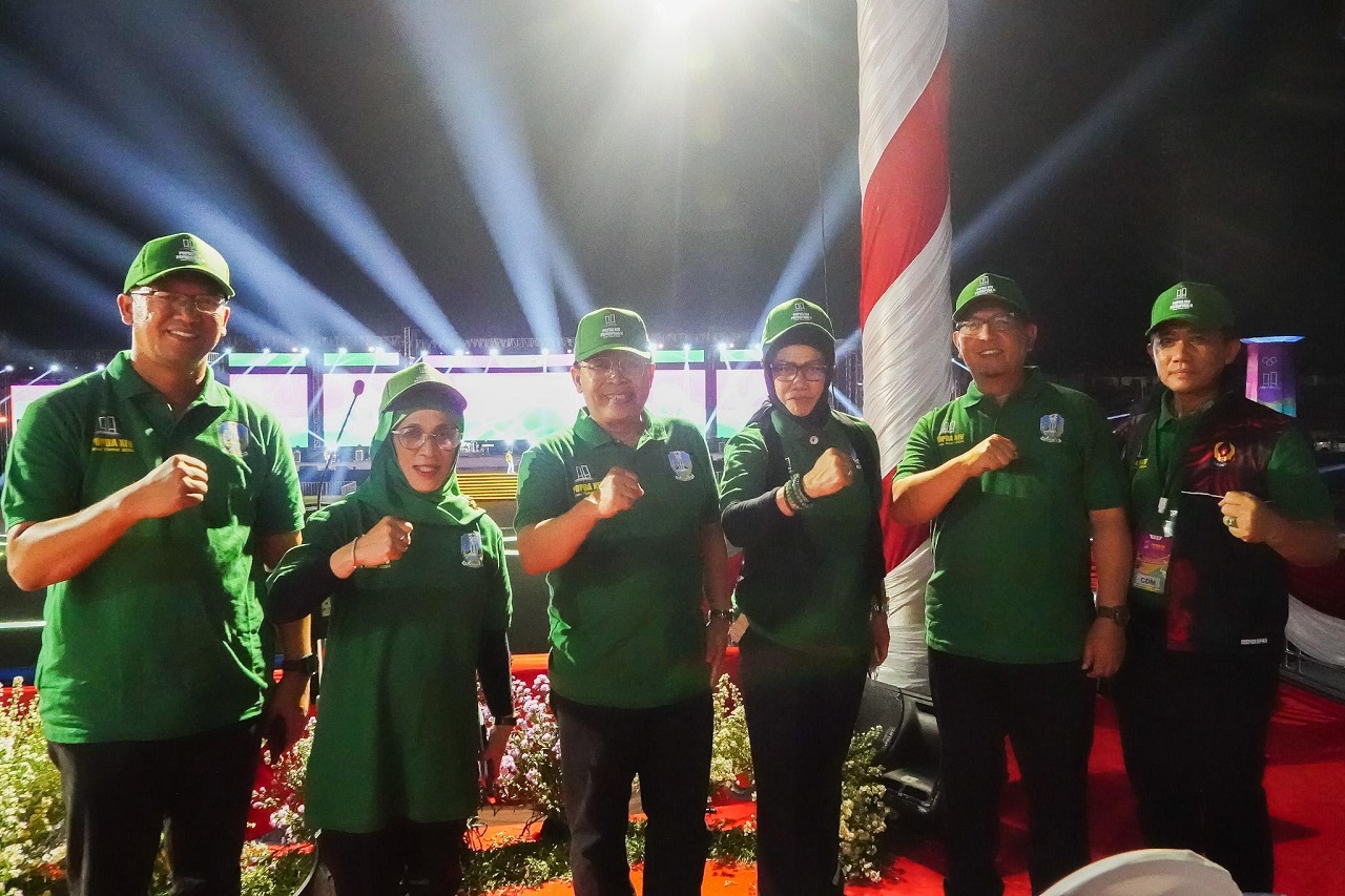 Pekan Olahraga Pelajar Daerah (Popda) XIV dan Pekan Paralimpik Pelajar Daerah (Peparpeda) II 2004 Jawa Timur. SP/ HIK