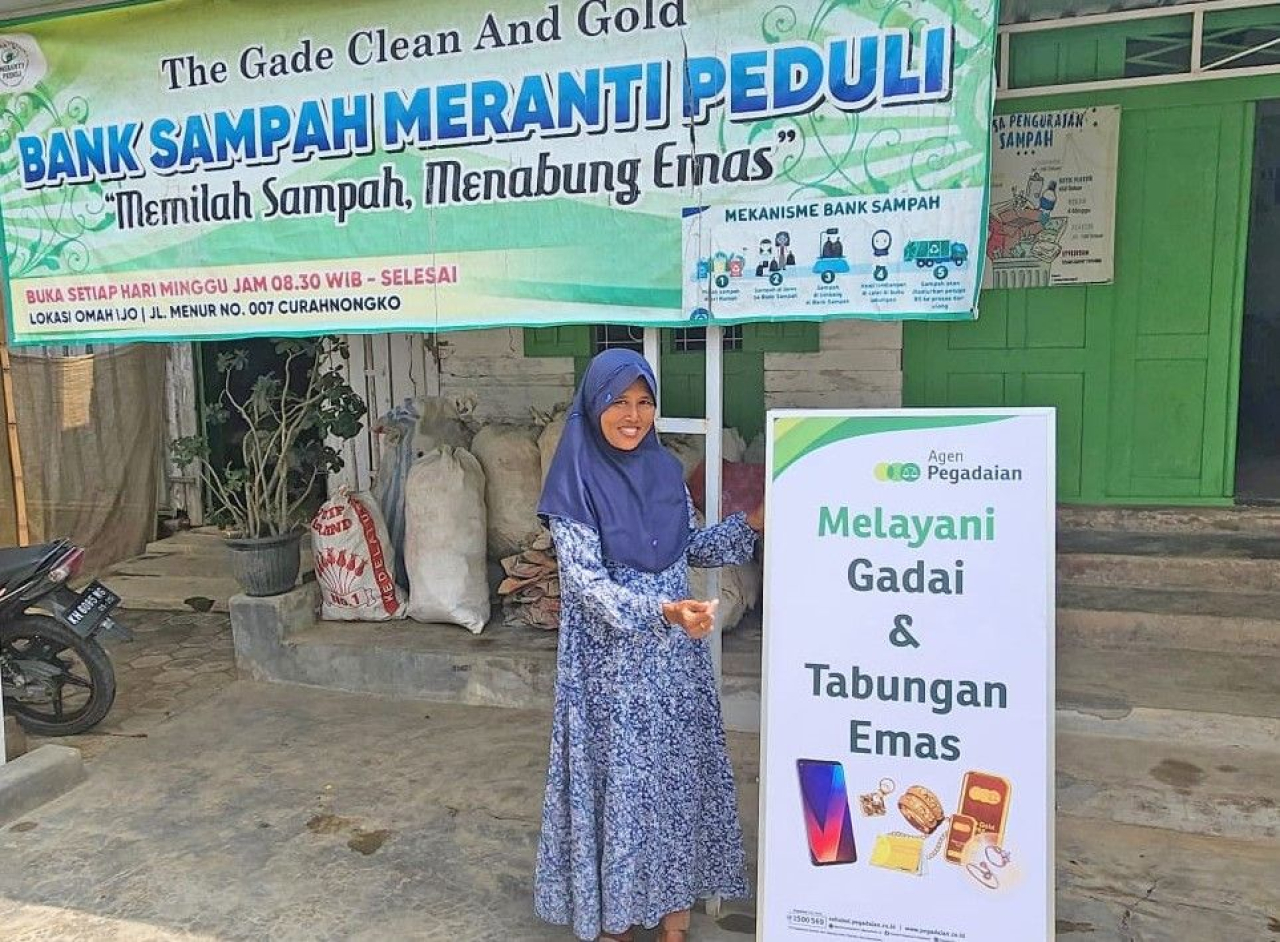 Eka Sri yang sukses dengan bank sampah.