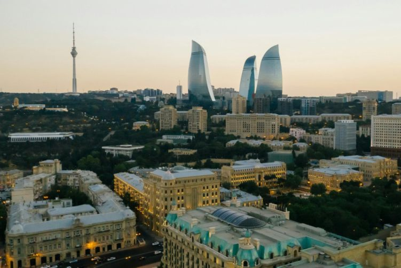 Ilustrasi Kota Baku, Azerbaijan sebagai tuan rumah penyelenggaraan Konferensi United Nations Framework Convention on Climate Change ke-29 (COP29) yang akan diadakan pada 11-22 November 2024. Foto: unfcc.int (Pexels/Mikhail Nilov).