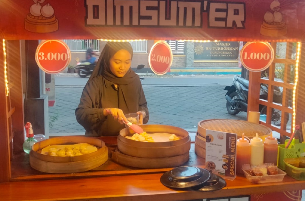 Geliat UMKM, Dimsum ER banyak digemari pembeli. SP/ HDK