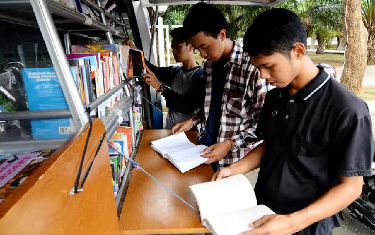 Ilustrasi. Perpustakaan berjalan di Banyuwangi, Jawa Timur. SP/ BYW