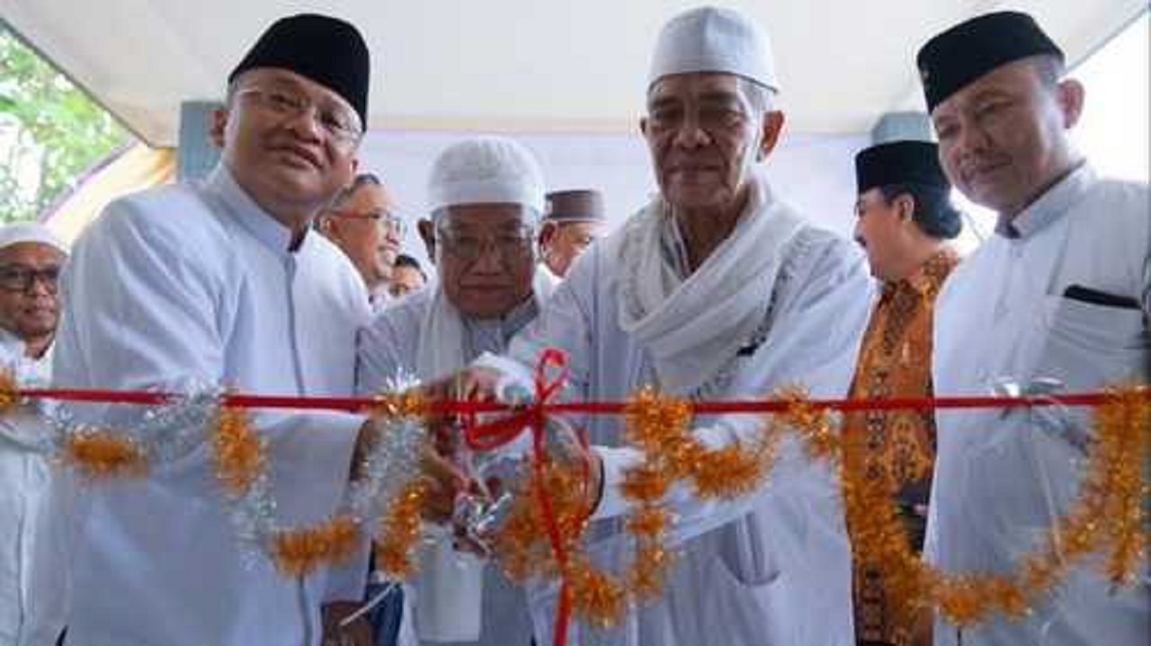 Peresmian Poskestren PP Darul Ulum Al-Wahidiyah. SP/ SMP
