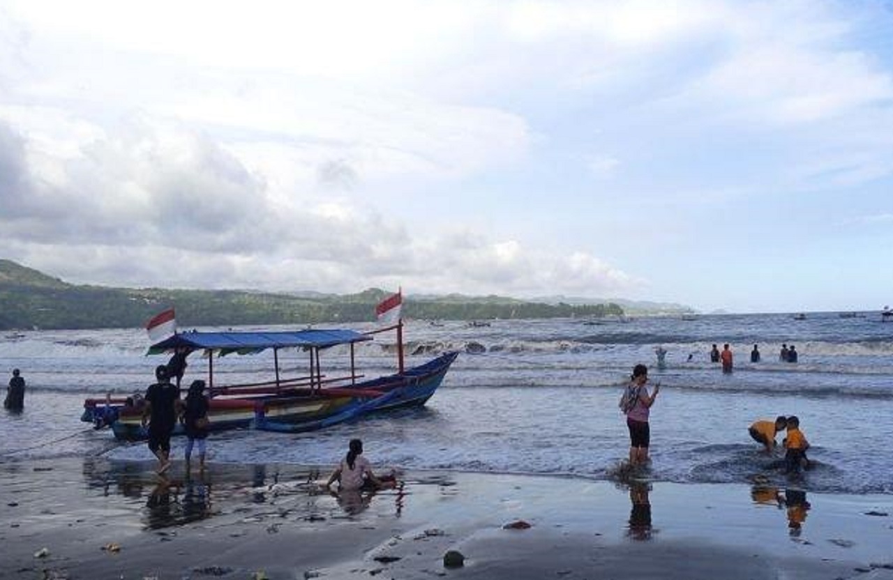 Ilustrasi. Pantai pesisir Tulungagung, Jawa Timur. SP/ TLG