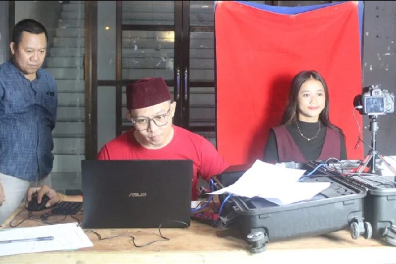 Perekaman e-KTP di luar jam kerja berlokasi GOR Lembu Peteng Tulungagung. SP/ TLG