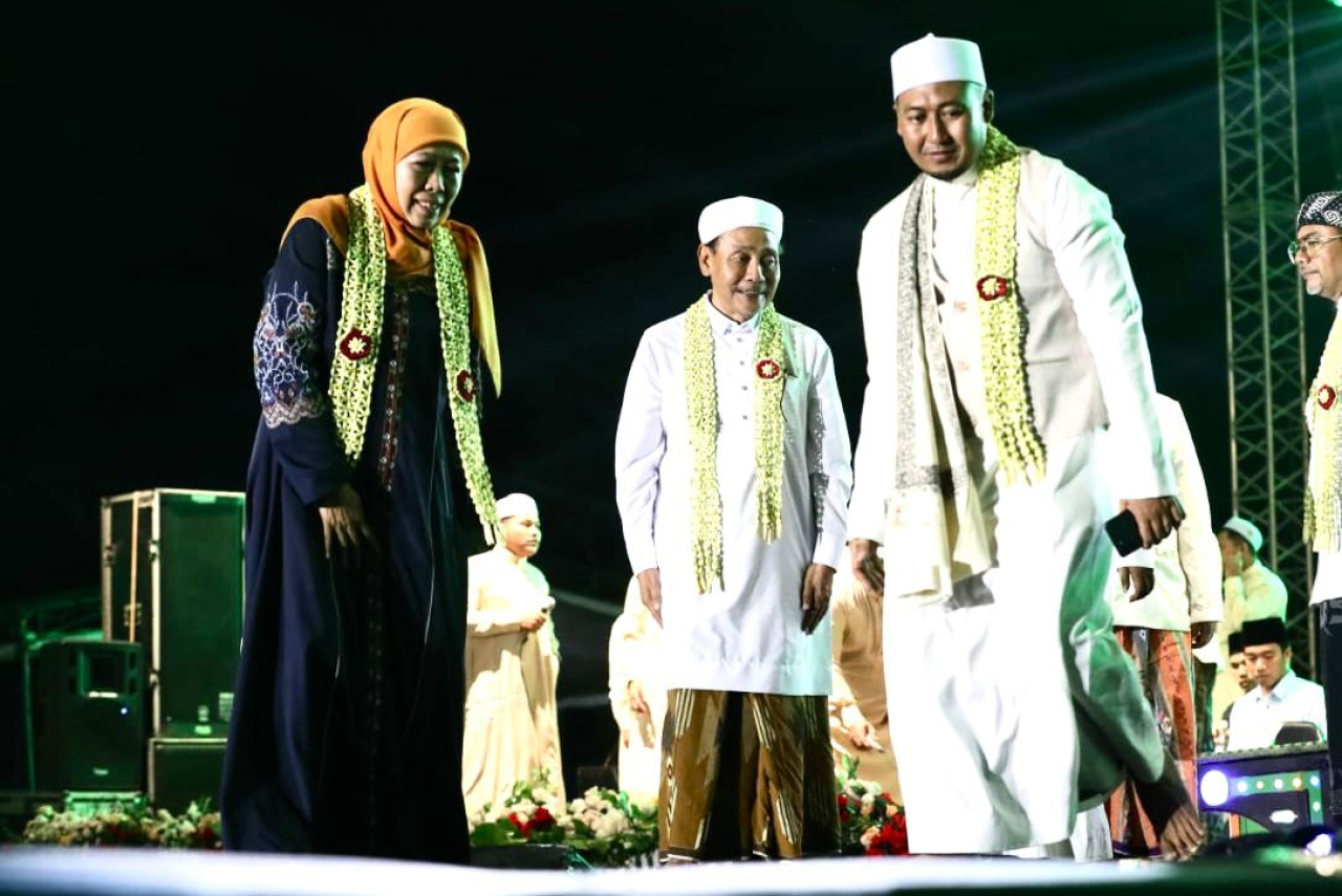 Kiai Mutawakkil Genggong Sebut Khofifah Gubernur Idola