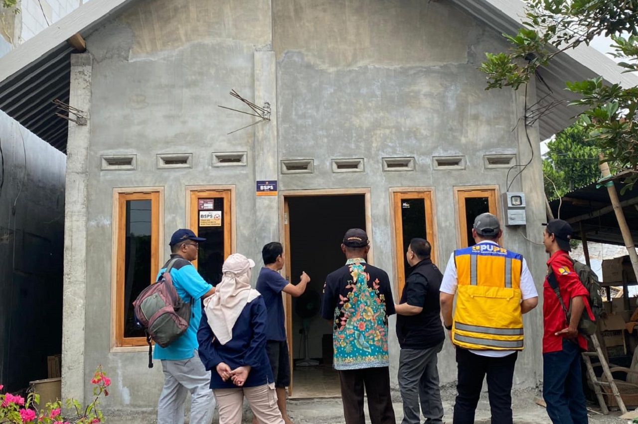 Monitoring pelaksanaan BSPS Kabupaten Jombang oleh Tim Balai Pelaksana Penyediaan Perumahan Jawa IV Provinsi Jawa Timur. SP/ JBG