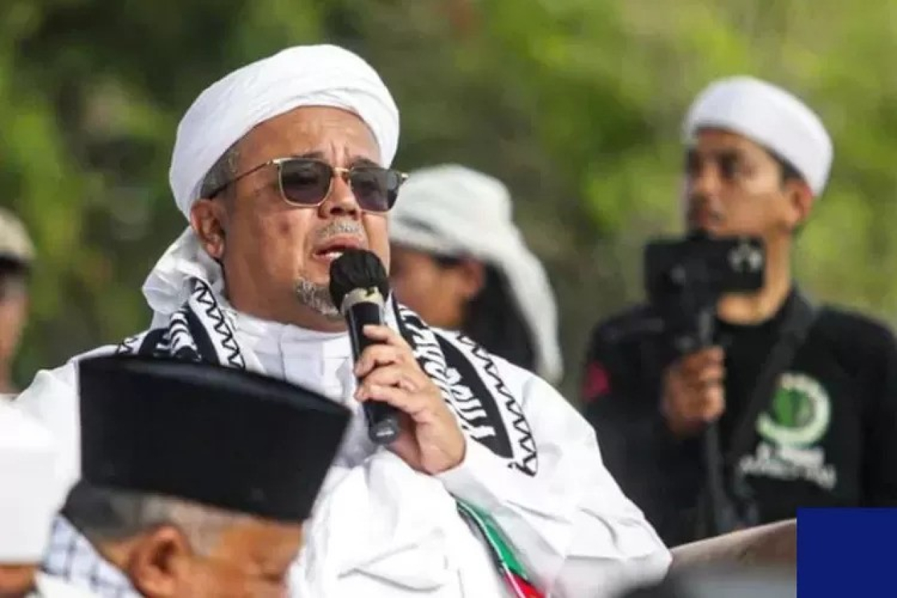 Habib Rizieq Shihab, saat berpidato di acara Reuni 212 di Silang Monas, Jakarta, Senin (2/12/2024).