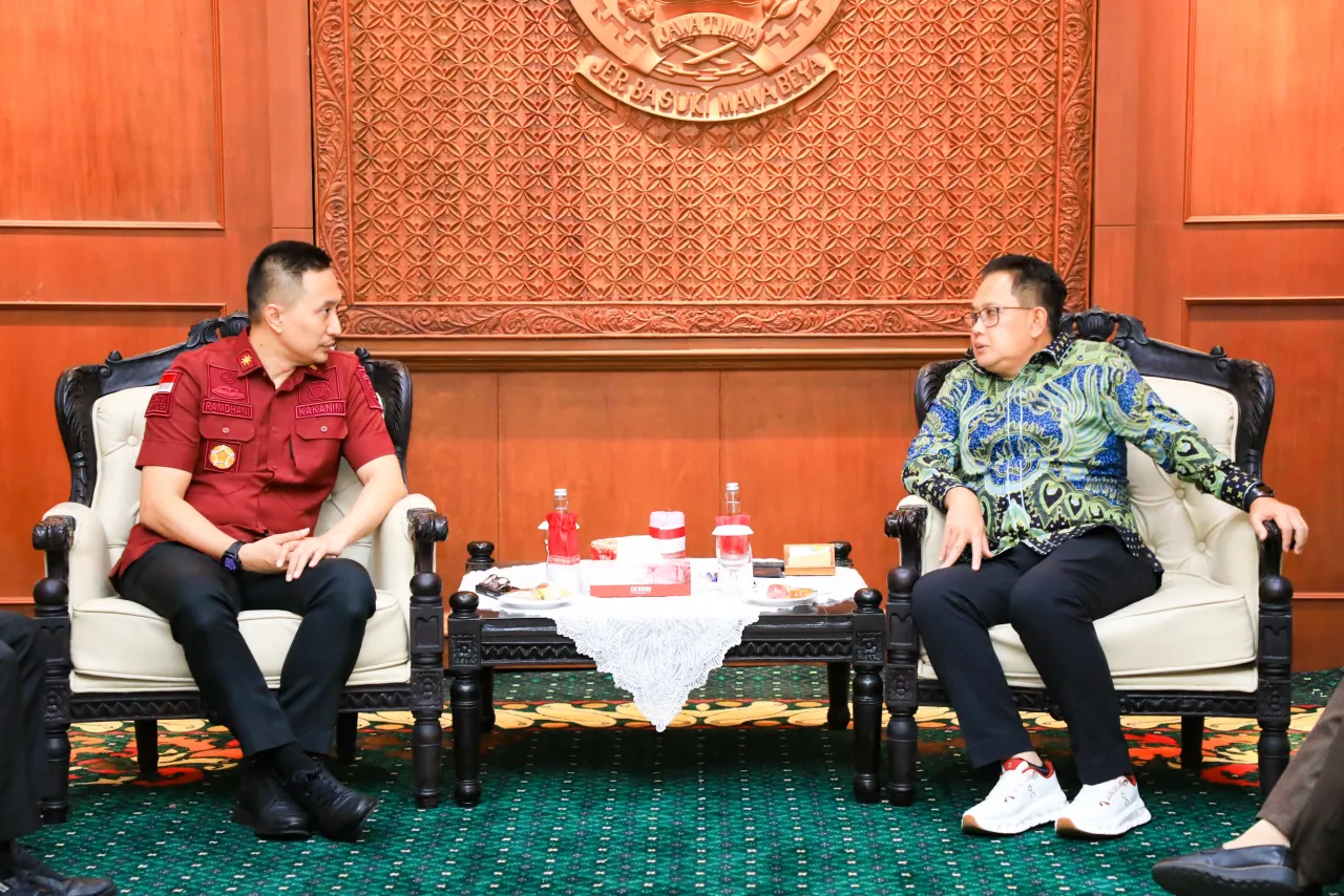 Temui Kepala Kantor Imigrasi Surabaya, Adhy Karyono Gagas Sistem Passport On Board Bagi Jemaah Haji