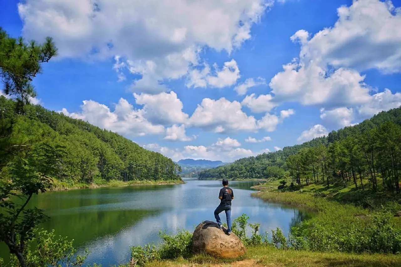 Ranu Gumbolo, Spot Wisata Bernuansa Danau Estetik di Tulungagung