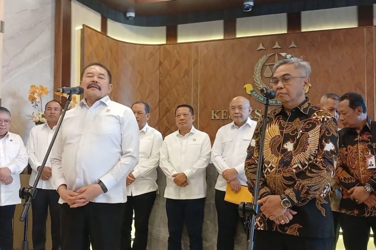 Penegasan Jaksa Agung: KPK, Bukan Saingan Kejagung