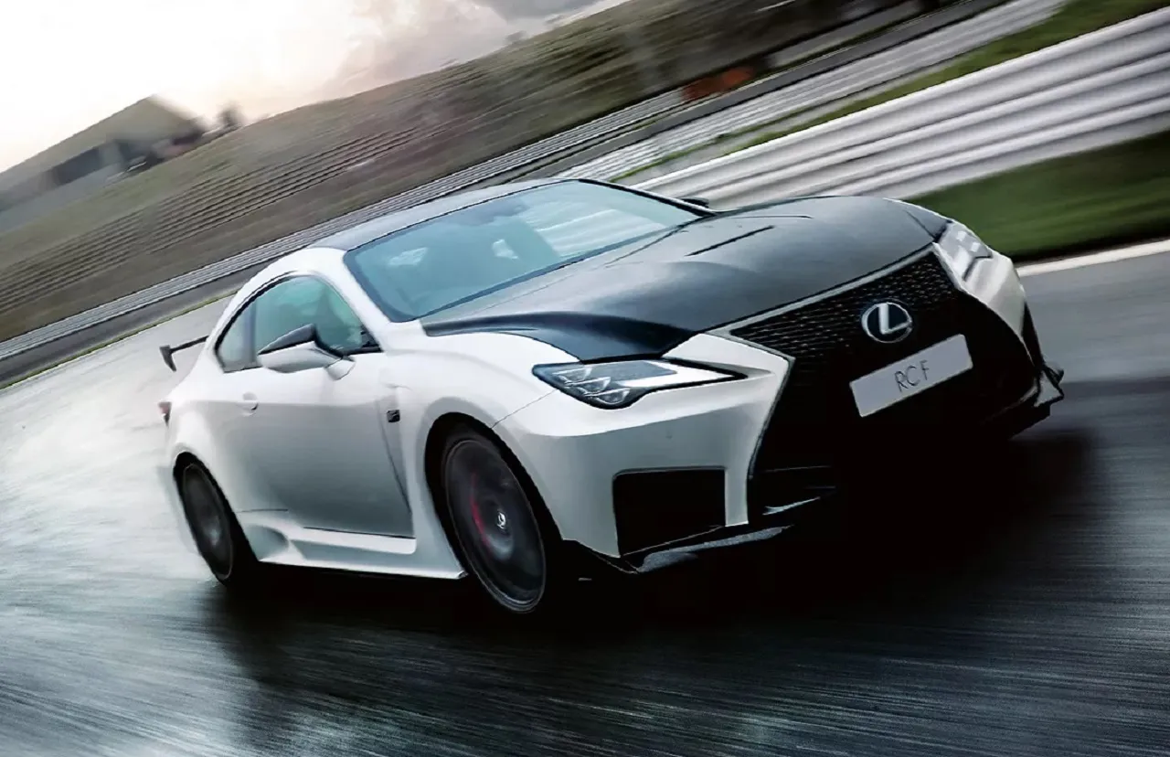 Bentuk Perpisahan Setop Produksi, Lexus Luncurkan Model RC dan RC F ‘Final Edition’