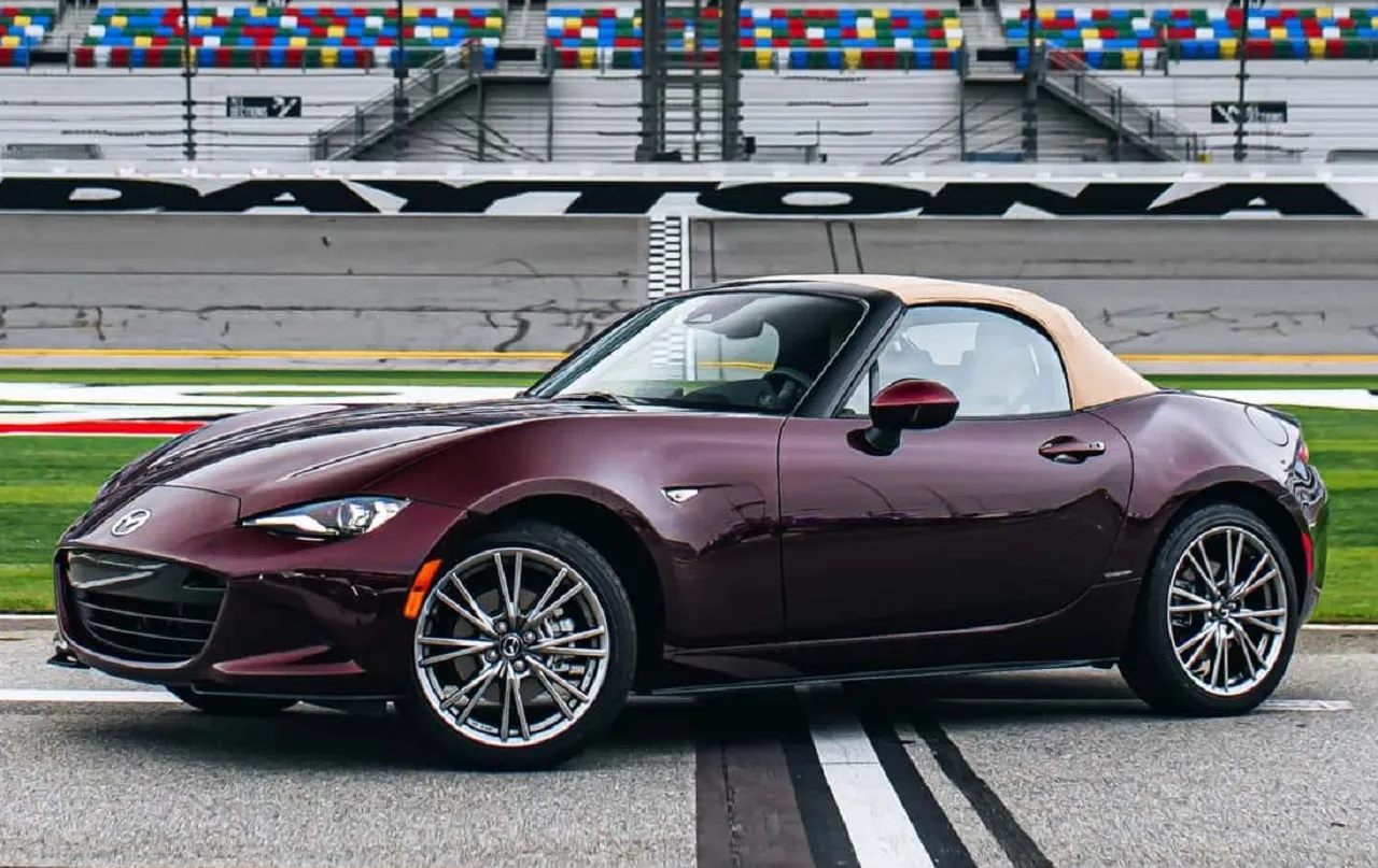 Mazda Edisi Khusus MX-5 Miata 35th Anniversary Hanya Tersedia 300 Unit