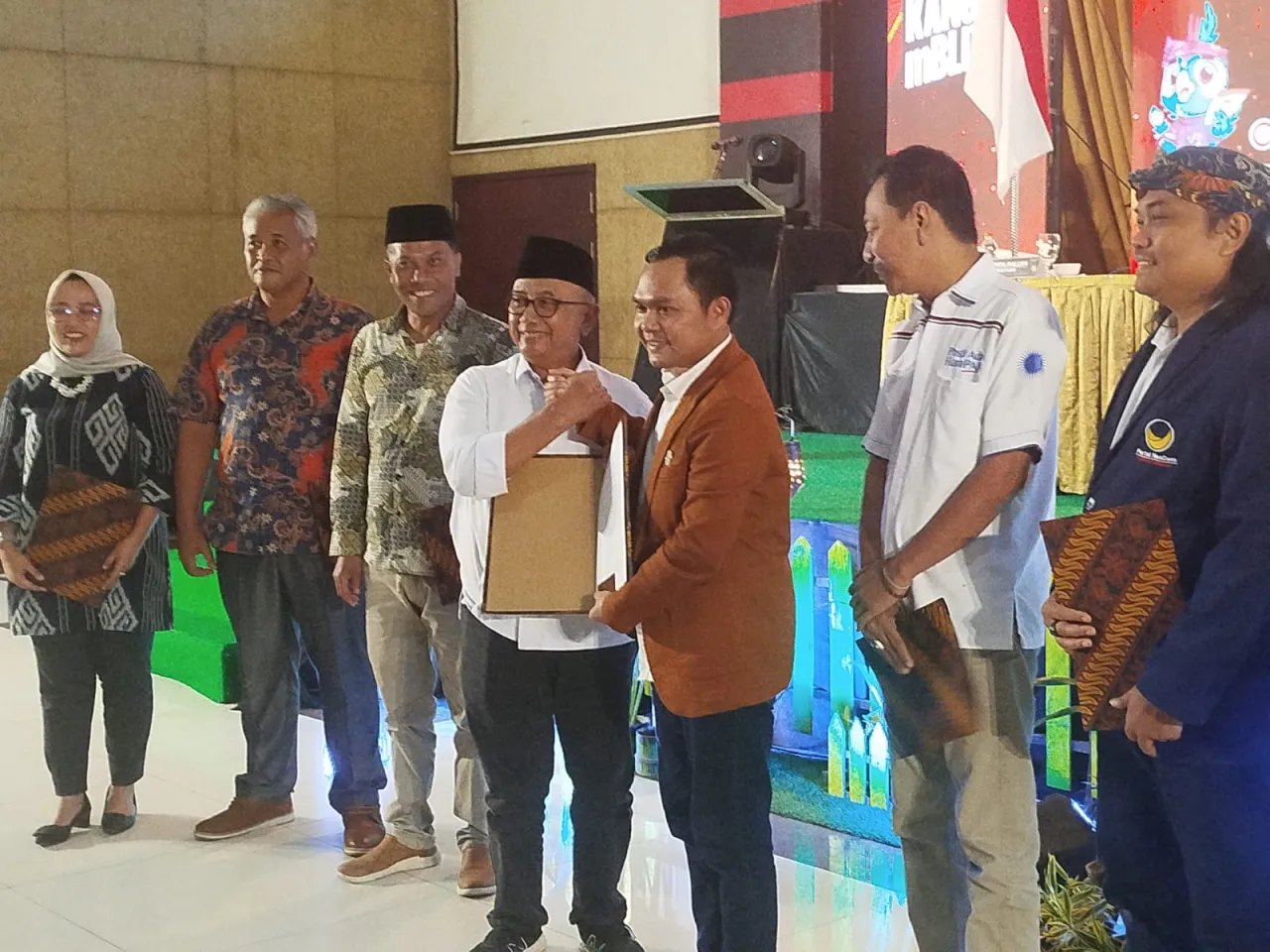 Baca juga : KPU Kabupaten Blitar Tetapkan Bupati dan Wakil Bupati dalam Pilkada 2024