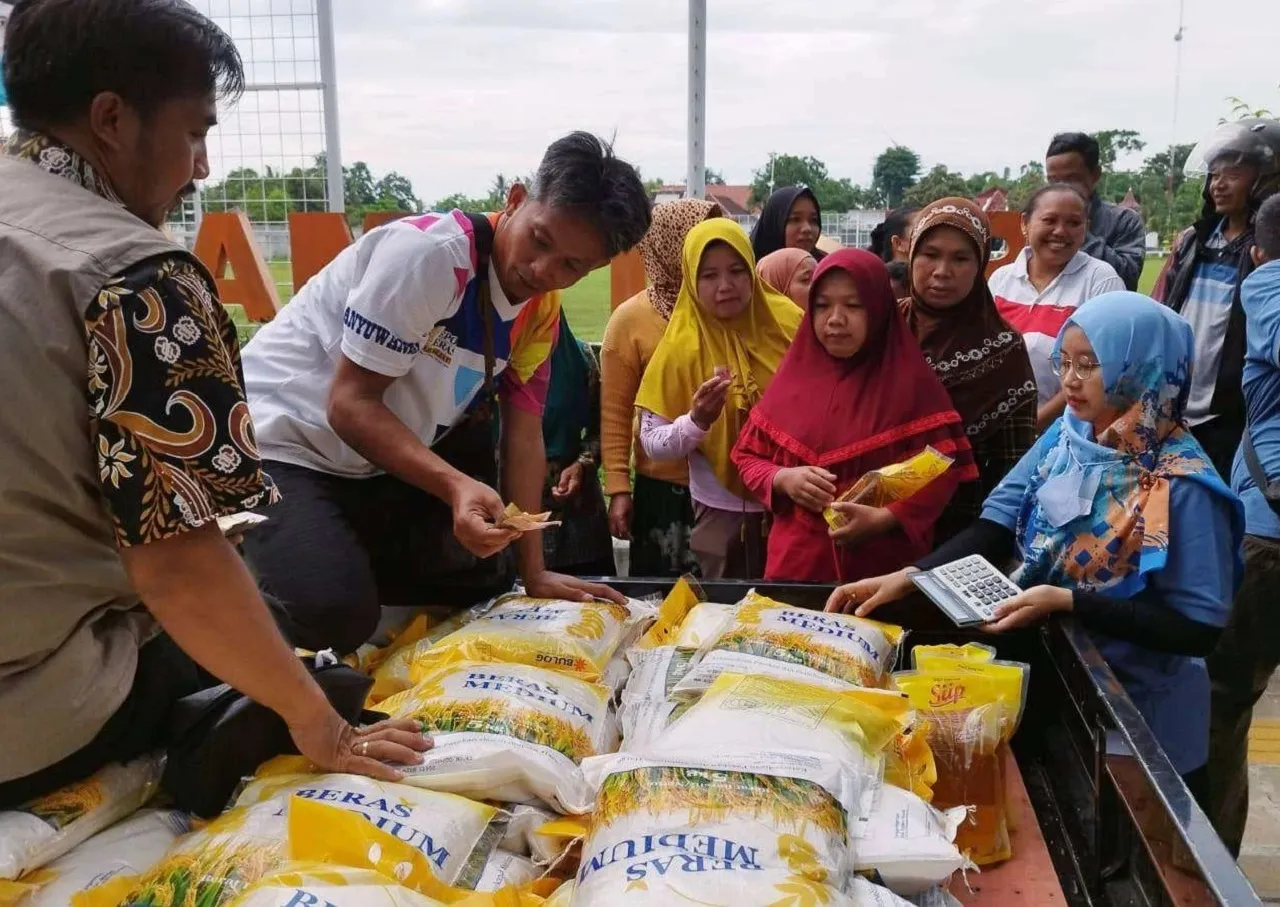 Tekan Angka Inflasi, Dikop-UMP Banyuwangi Gelar Operasi Pasar Murah