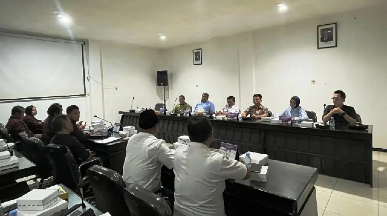 DPRD Kota Kediri Bahas Polemik Pungutan Uang di Komite Sekolah