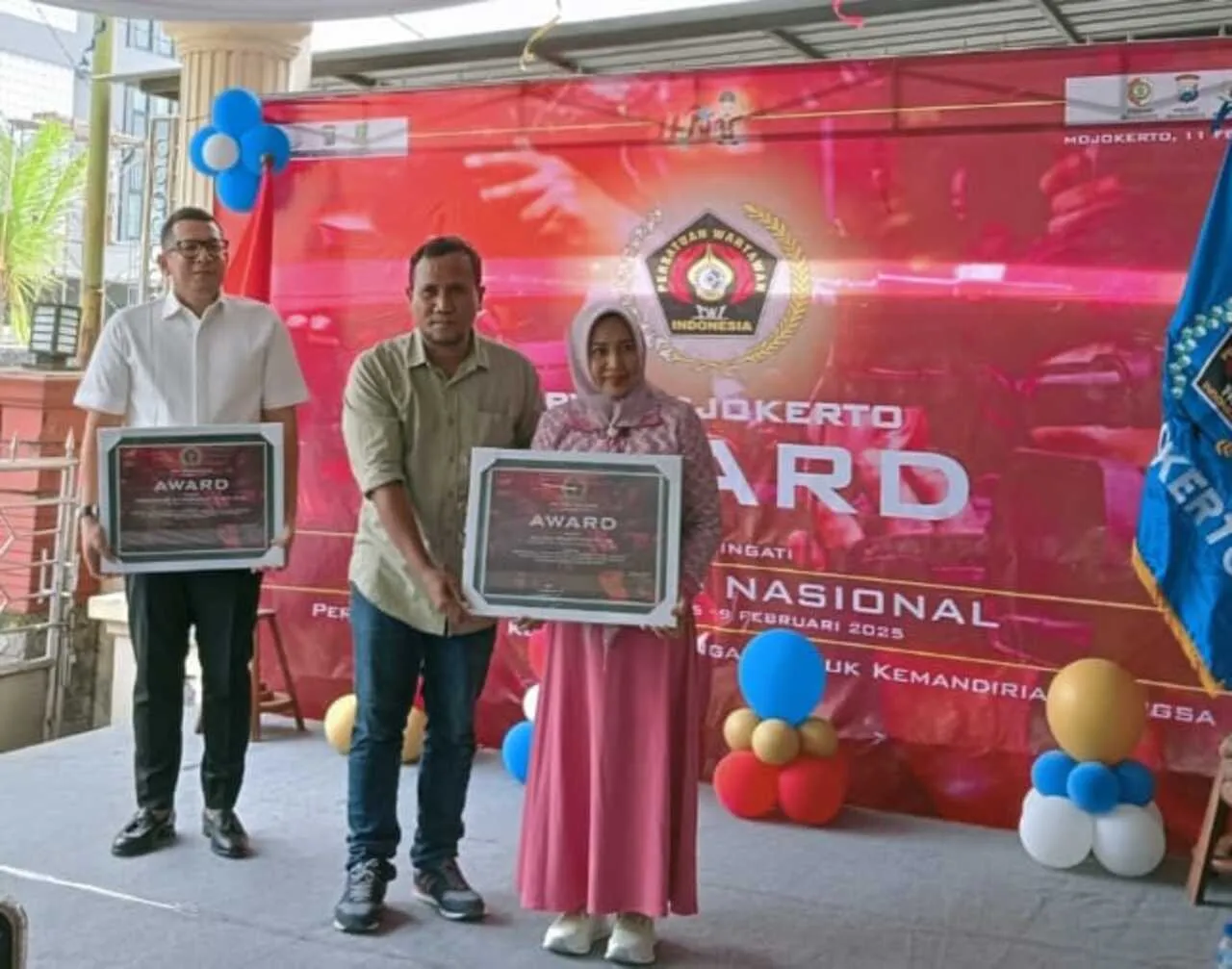 PWI Mojokerto Award, 16 Tokoh Berpengaruh di Mojokerto Terima Piagam Penghargaan
